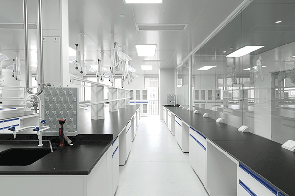 Laboratory-Renovation-and-Decoration-Engineering2